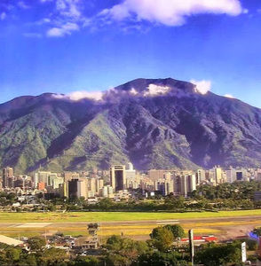 Meet your Posher, Crislen